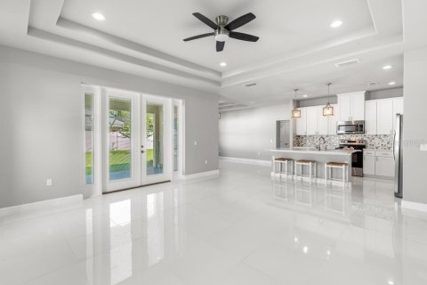 House in Palm Coast, Florida 3 bedrooms, 182.55 sq.m. № 1839775 - photo 12