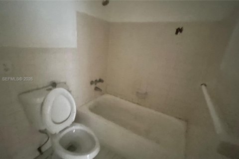Купить коммерческую недвижимость в Лодерхилл, Флорида 222.87м2, № 2261185 - фото 13