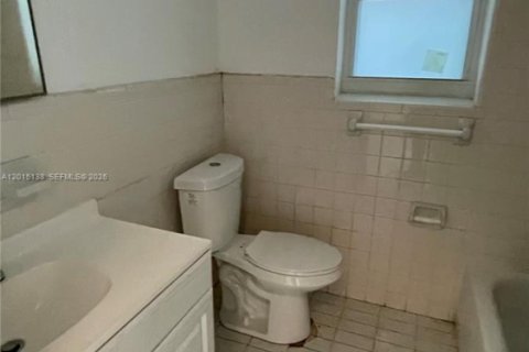 Купить коммерческую недвижимость в Лодерхилл, Флорида 222.87м2, № 2261185 - фото 25