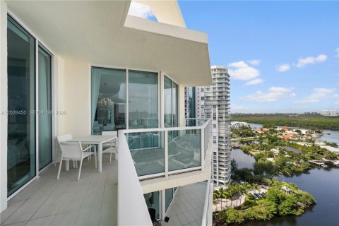 Copropriété à louer à Sunny Isles Beach, Floride: 3 chambres, 135.45 m2 № 2178053 - photo 28