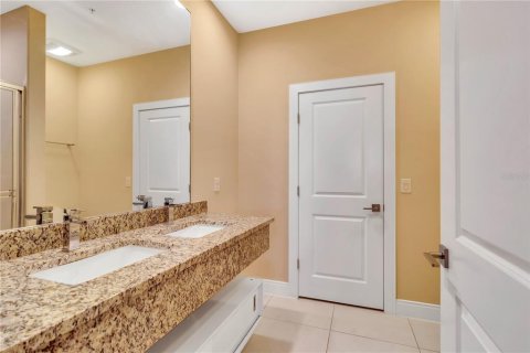 Casa en venta en Kissimmee, Florida, 4 dormitorios, 222.59 m2 № 1637829 - foto 17