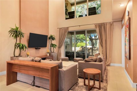 Casa en venta en Kissimmee, Florida, 4 dormitorios, 222.59 m2 № 1637829 - foto 7