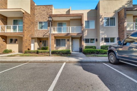 Casa en venta en Kissimmee, Florida, 4 dormitorios, 222.59 m2 № 1637829 - foto 1