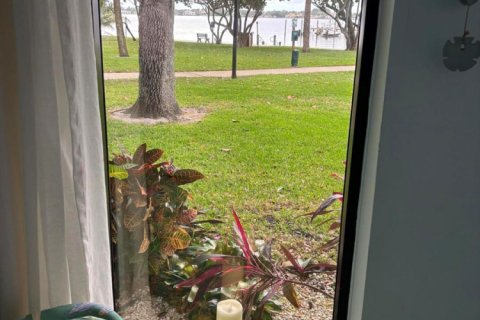 Adosado en alquiler en Jupiter, Florida, 2 dormitorios, 136.57 m2 № 2147200 - foto 5