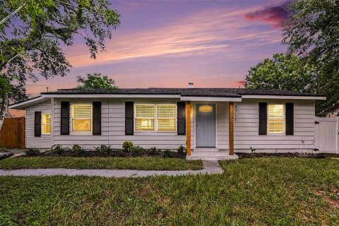 Villa ou maison à Tampa, Floride 3 chambres, 115.2 m2 № 2398776