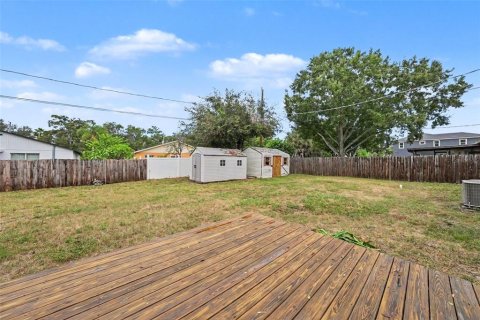 Villa ou maison à vendre à Tampa, Floride: 3 chambres, 115.2 m2 № 2398776 - photo 27