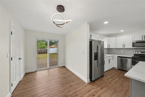 Villa ou maison à vendre à Tampa, Floride: 3 chambres, 115.2 m2 № 2398776 - photo 23