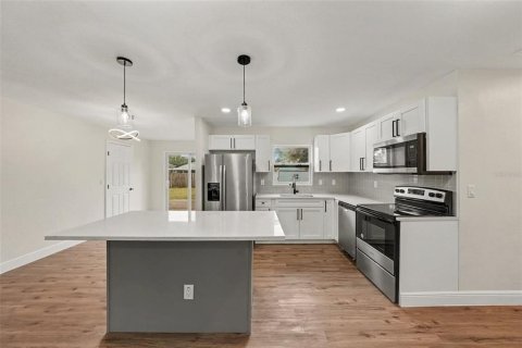 Villa ou maison à vendre à Tampa, Floride: 3 chambres, 115.2 m2 № 2398776 - photo 21