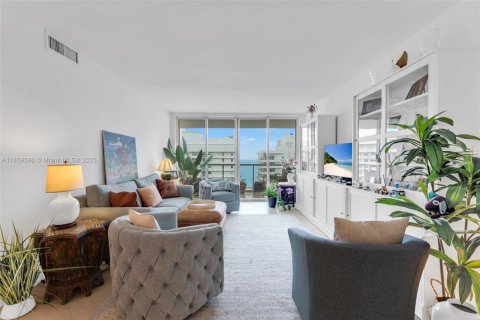 Condominio en venta en Miami Beach, Florida, 2 dormitorios, 110.55 m2 № 2034365 - foto 3