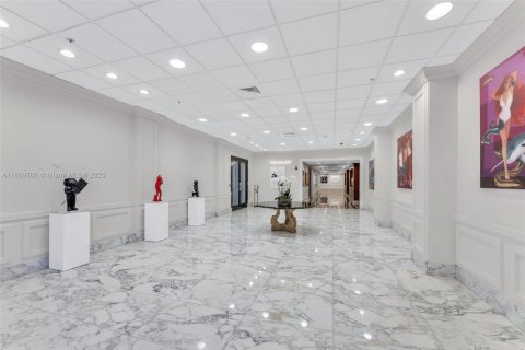 Condominio en venta en Miami Beach, Florida, 2 dormitorios, 110.55 m2 № 2034365 - foto 27