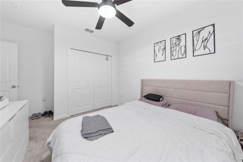 Casa en venta en Edgewater, Florida, 4 dormitorios, 179.86 m2 № 1767511 - foto 10