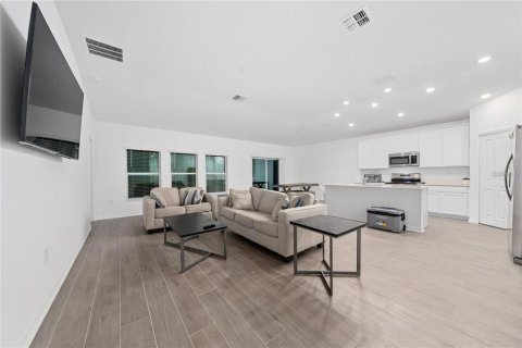 Villa ou maison à vendre à Edgewater, Floride: 4 chambres, 179.86 m2 № 1767511 - photo 7