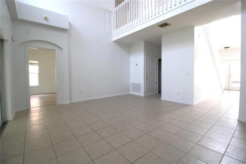 Casa en alquiler en Orlando, Florida, 5 dormitorios, 236.44 m2 № 1901157 - foto 18