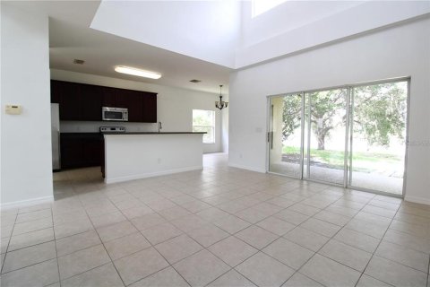 Casa en alquiler en Orlando, Florida, 5 dormitorios, 236.44 m2 № 1901157 - foto 21