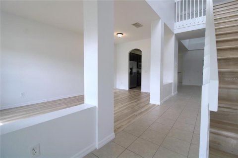 Casa en alquiler en Orlando, Florida, 5 dormitorios, 236.44 m2 № 1901157 - foto 13