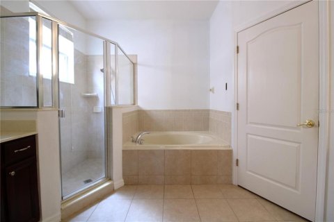 Casa en alquiler en Orlando, Florida, 5 dormitorios, 236.44 m2 № 1901157 - foto 25