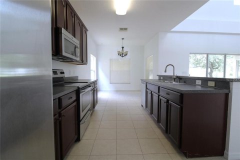 Casa en alquiler en Orlando, Florida, 5 dormitorios, 236.44 m2 № 1901157 - foto 5