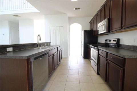 Casa en alquiler en Orlando, Florida, 5 dormitorios, 236.44 m2 № 1901157 - foto 8