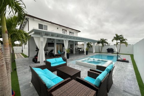 Casa en venta en Sweetwater, Florida, 4 dormitorios, 201.23 m2 № 1763890 - foto 21