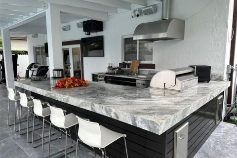 Casa en venta en Sweetwater, Florida, 4 dormitorios, 201.23 m2 № 1763890 - foto 28