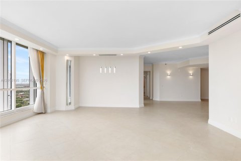 Condominio en venta en Aventura, Florida, 2 dormitorios, 203.46 m2 № 2074340 - foto 10