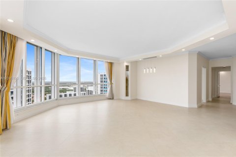Condominio en venta en Aventura, Florida, 2 dormitorios, 203.46 m2 № 2074340 - foto 9