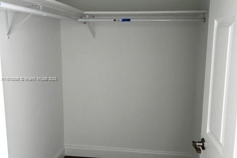 House in Fort Lauderdale, Florida 3 bedrooms № 1756638 - photo 4