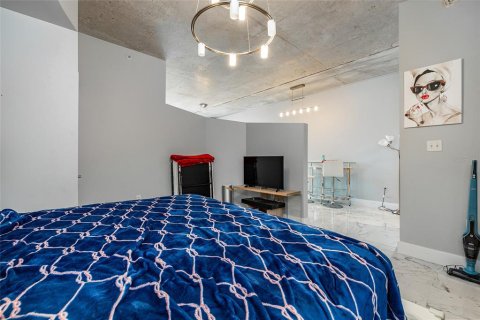 Condominio en alquiler en Tampa, Florida, 1 dormitorio, 71.72 m2 № 1855683 - foto 11