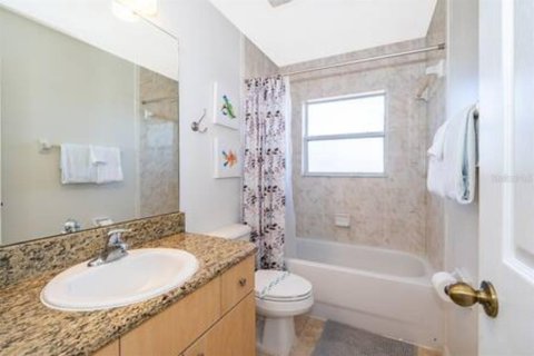 Купить виллу или дом в Киссимми, Флорида 8 комнат, 245.82м2, № 2156262 - фото 21