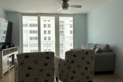 Copropriété à louer à Pompano Beach, Floride: 2 chambres, 86.68 m2 № 2439164 - photo 4