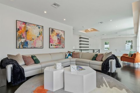 Casa en venta en Maitland, Florida, 5 dormitorios, 447.7 m2 № 1916080 - foto 25
