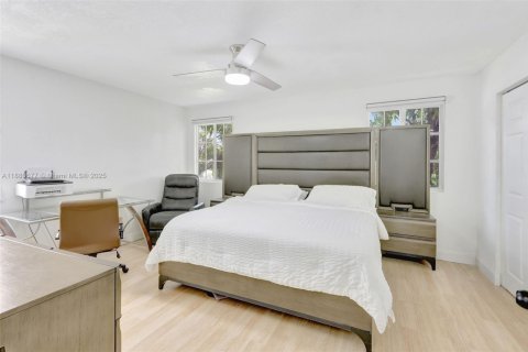 Купить виллу или дом в Майами, Флорида 3 спальни, 182.09м2, № 1929891 - фото 14