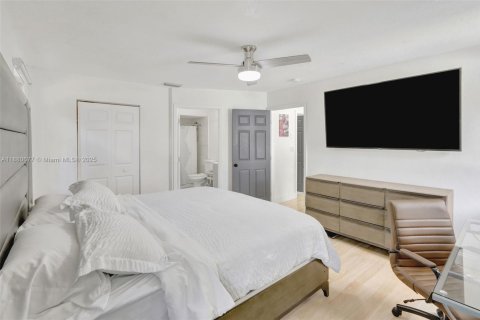 Купить виллу или дом в Майами, Флорида 3 спальни, 182.09м2, № 1929891 - фото 15