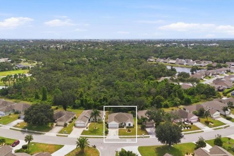 House in Englewood, Florida 2 bedrooms, 166.02 sq.m. № 2334284