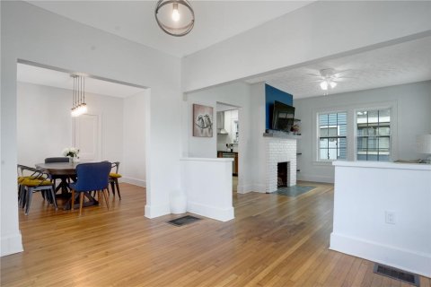 Casa en venta en Saint Petersburg, Florida, 3 dormitorios, 141.95 m2 № 1775446 - foto 9