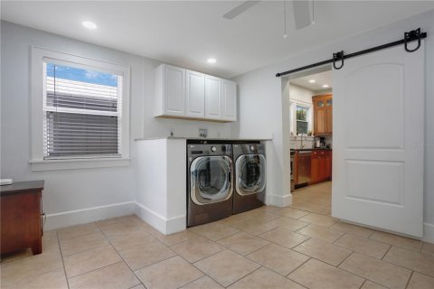 Casa en venta en Saint Petersburg, Florida, 3 dormitorios, 141.95 m2 № 1775446 - foto 19