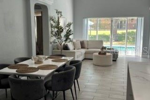 Casa en venta en Davenport, Florida, 4 dormitorios, 131.18 m2 № 2122502 - foto 2