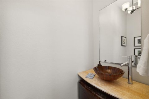 Townhouse in Tampa, Florida 2 bedrooms, 136.01 sq.m. № 1787878 - photo 27