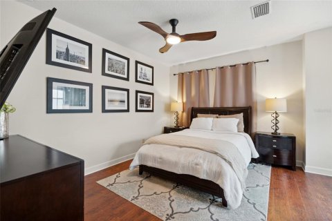 Townhouse in Tampa, Florida 2 bedrooms, 136.01 sq.m. № 1787878 - photo 10