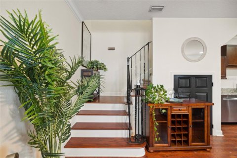 Townhouse in Tampa, Florida 2 bedrooms, 136.01 sq.m. № 1787878 - photo 9