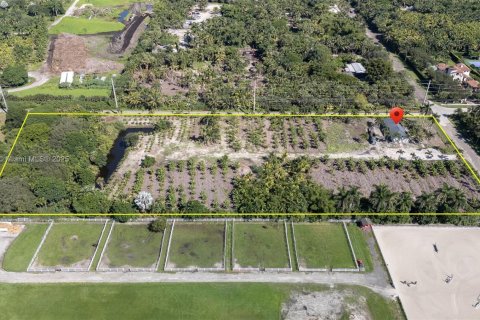 Купить земельный участок в Дейви, Флорида № 1948353 - фото 4