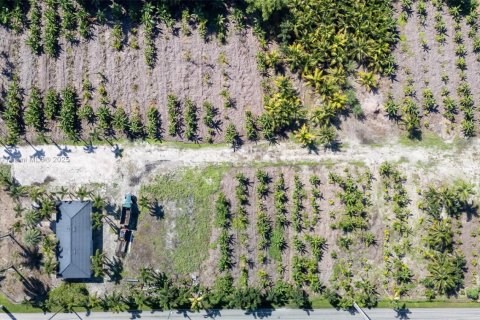 Купить земельный участок в Дейви, Флорида № 1948353 - фото 7