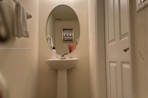 Купить таунхаус в Хомстед, Флорида 3 спальни, 161.65м2, № 1972060 - фото 15