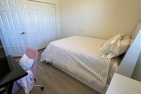 Купить таунхаус в Хомстед, Флорида 3 спальни, 161.65м2, № 1972060 - фото 29