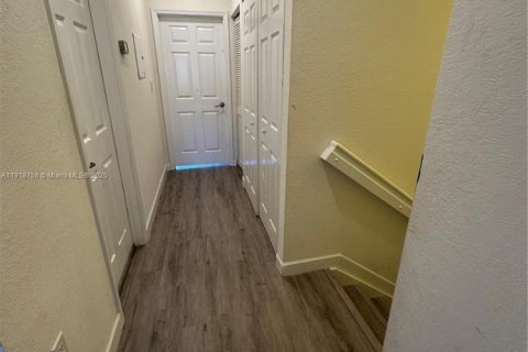 Купить таунхаус в Хомстед, Флорида 3 спальни, 161.65м2, № 1972060 - фото 20