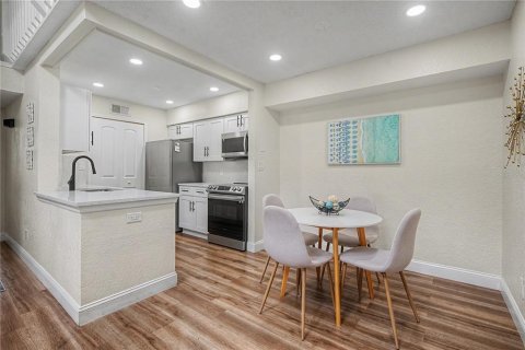 Copropriété à vendre à Palm Harbor, Floride: 3 chambres, 146.69 m2 № 2121378 - photo 11