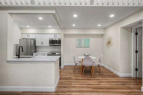 Copropriété à vendre à Palm Harbor, Floride: 3 chambres, 146.69 m2 № 2121378 - photo 16