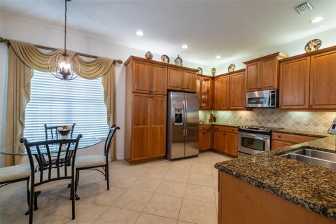 House in Wimauma, Florida 3 bedrooms, 184.5 sq.m. № 1534884 - photo 11