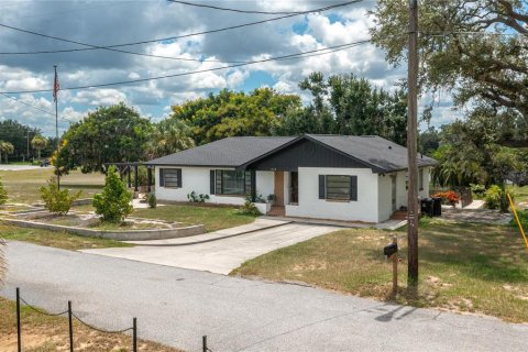 Casa en venta en Frostproof, Florida, 3 dormitorios, 235.6 m2 № 1916189 - foto 4