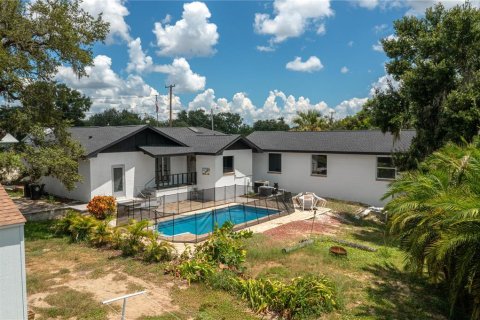 Casa en venta en Frostproof, Florida, 3 dormitorios, 235.6 m2 № 1916189 - foto 3